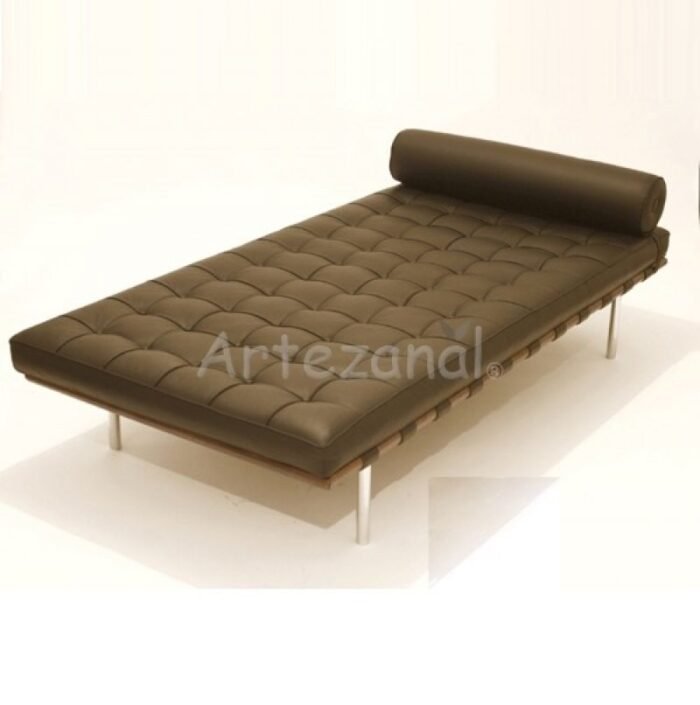 Chaise Couch Barcelona